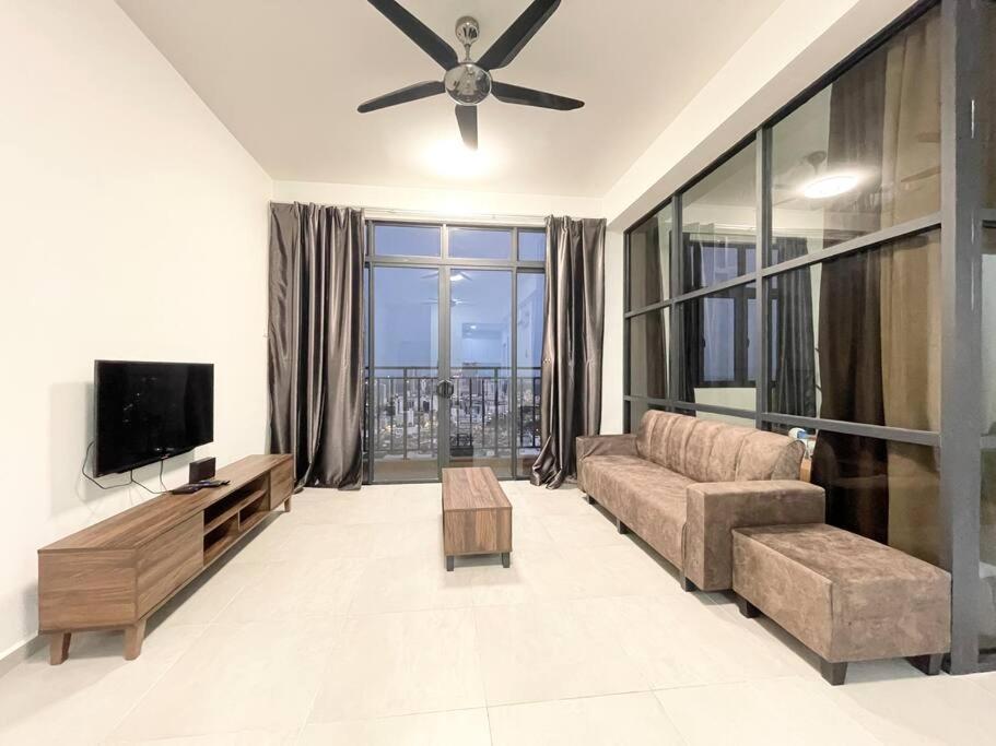 Appartamento Quartz Near To Jonker Walk With Infinity Pool Cozy 3B2B Malacca Esterno foto