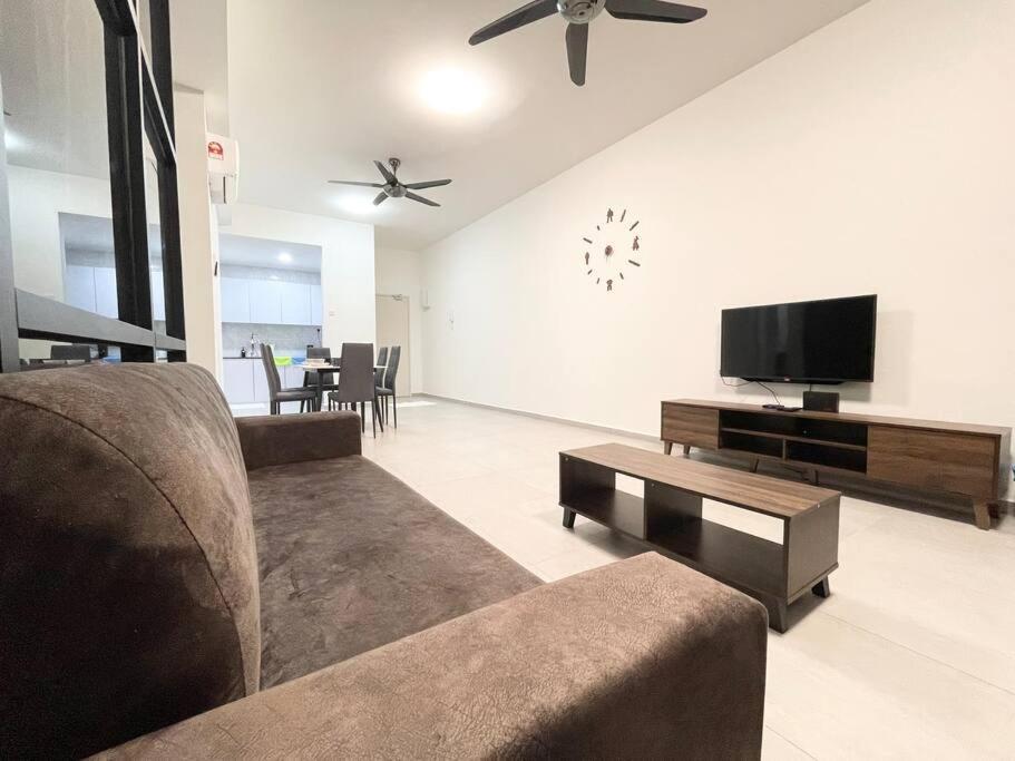 Appartamento Quartz Near To Jonker Walk With Infinity Pool Cozy 3B2B Malacca Esterno foto