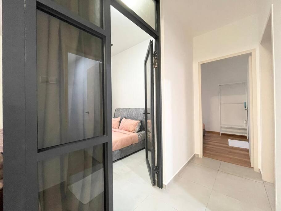 Appartamento Quartz Near To Jonker Walk With Infinity Pool Cozy 3B2B Malacca Esterno foto